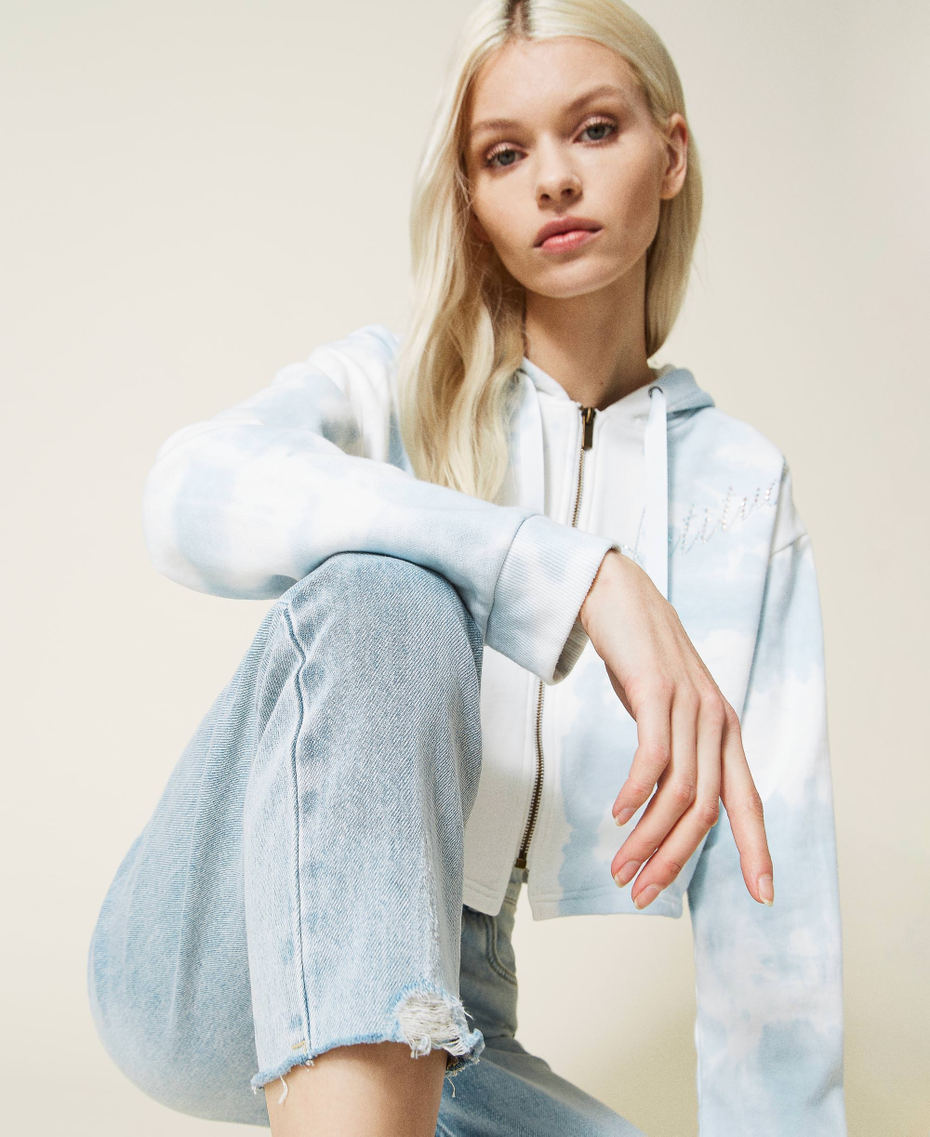 Jeans carrot a vita alta