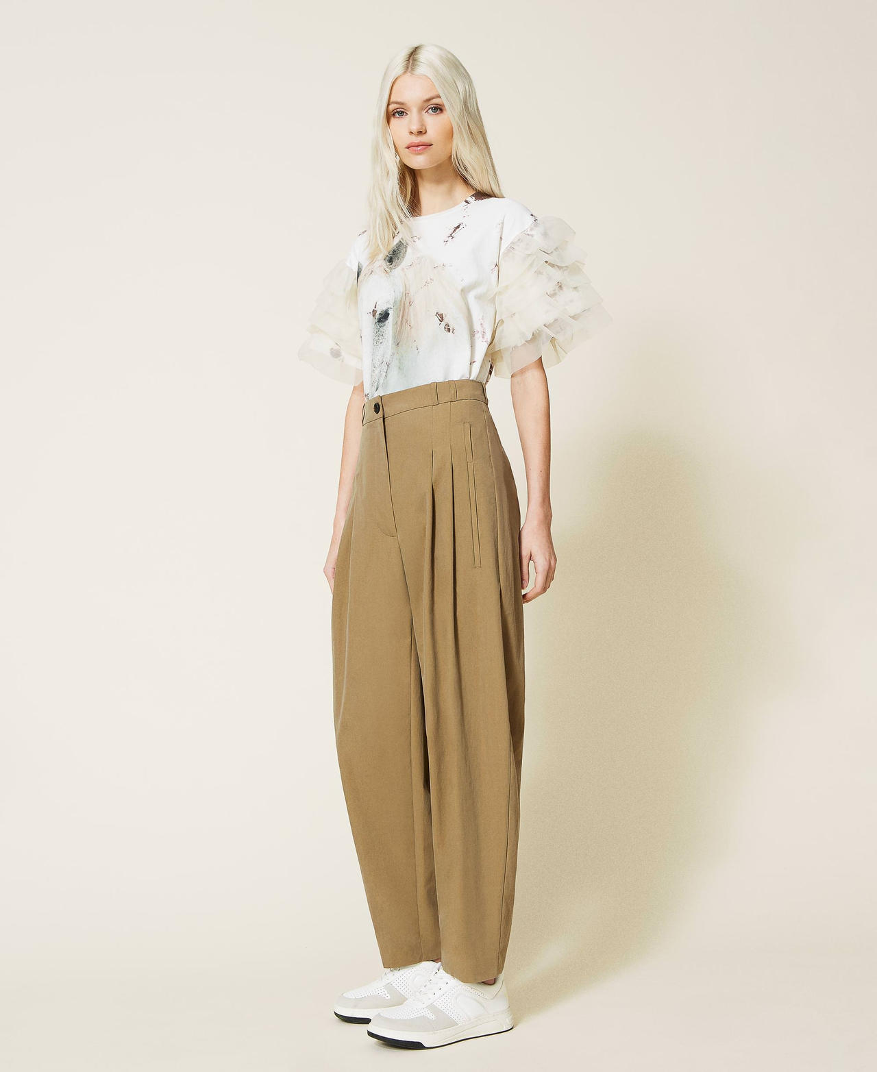 Organic cotton canvas trousers