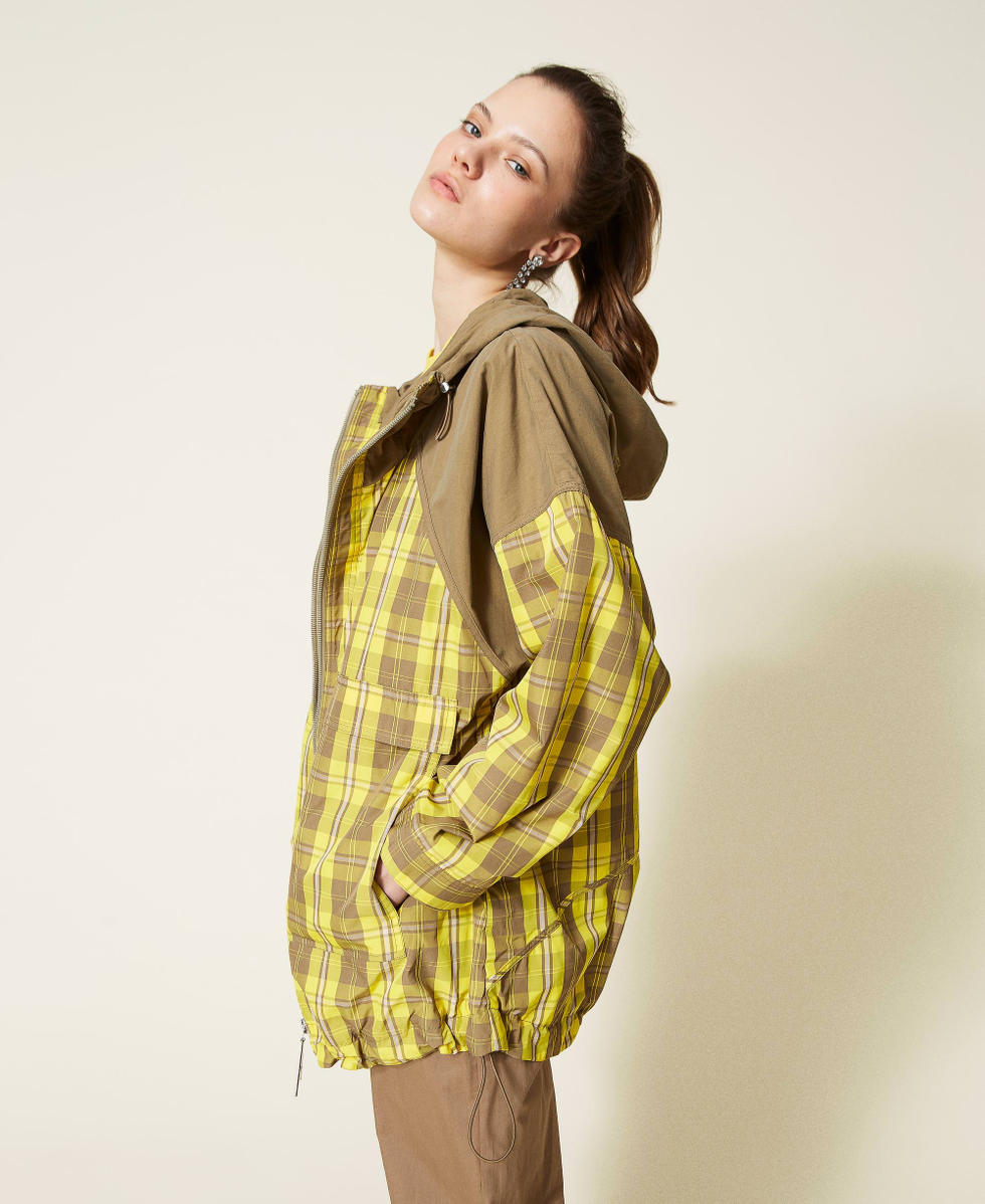 Taffeta parka coat with check pattern