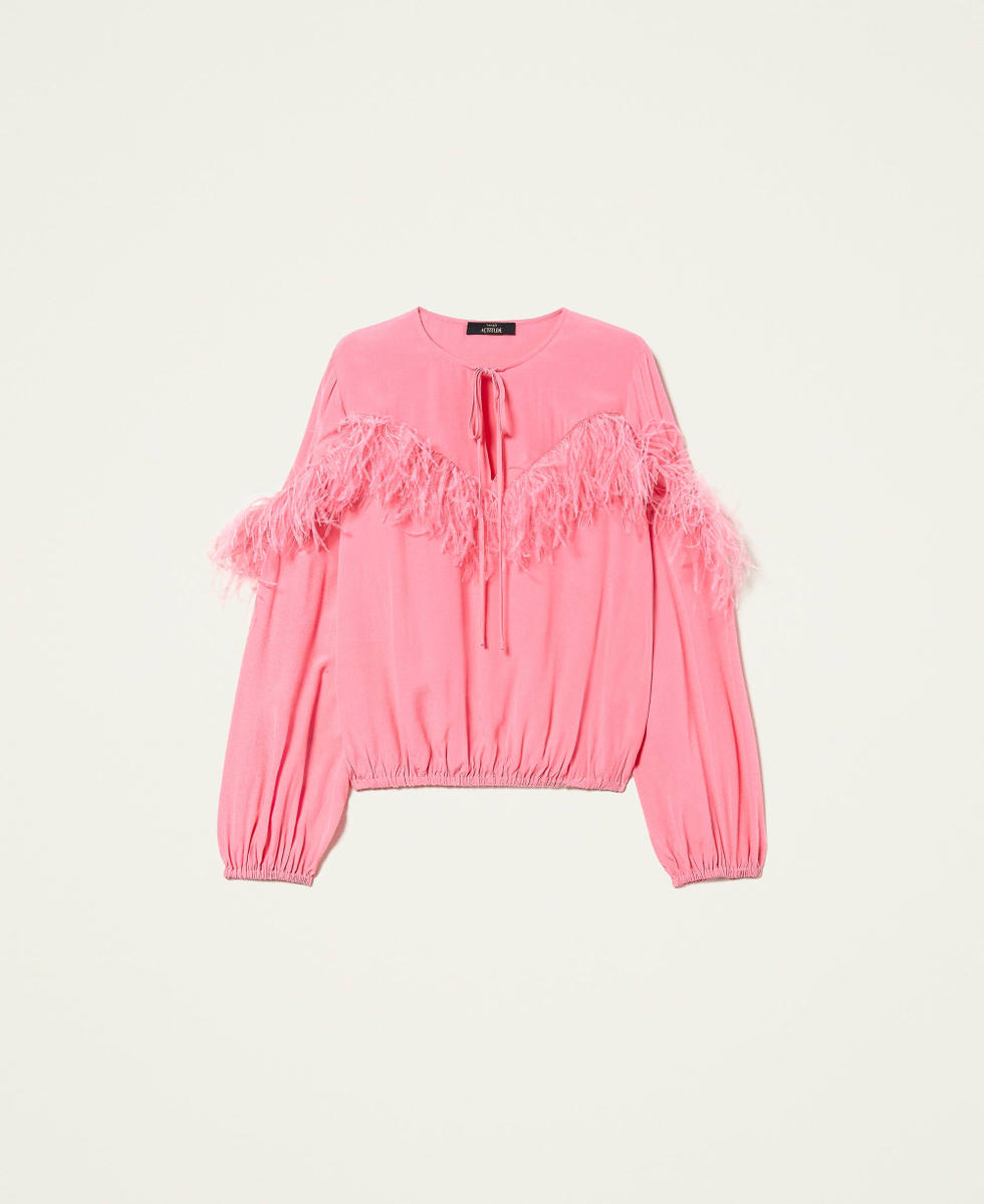 Cr&ecirc;pe de Chine blouse with feathers