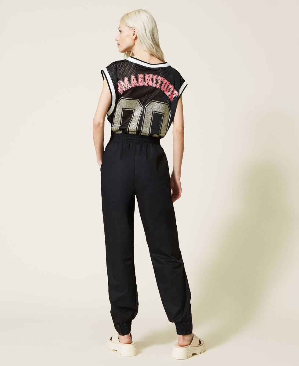 Joggers aus technischem Popeline