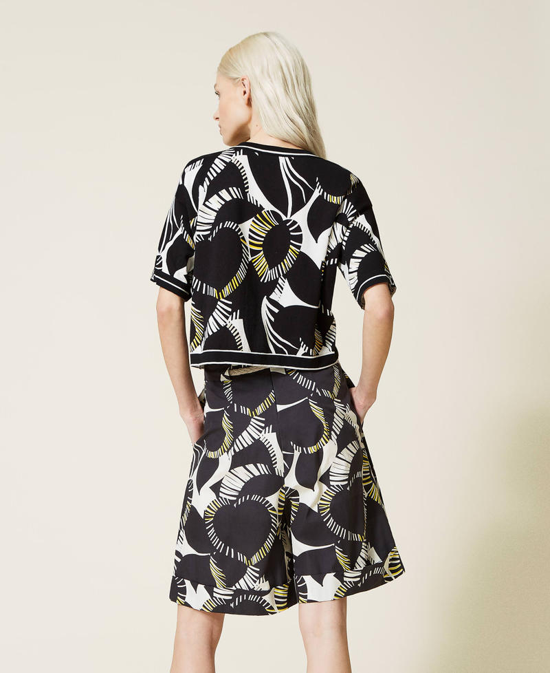 Printed poplin Bermuda shorts