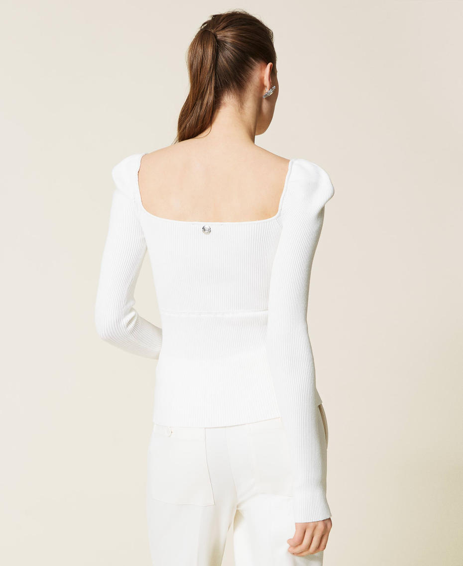 Fitted ribbed jumper