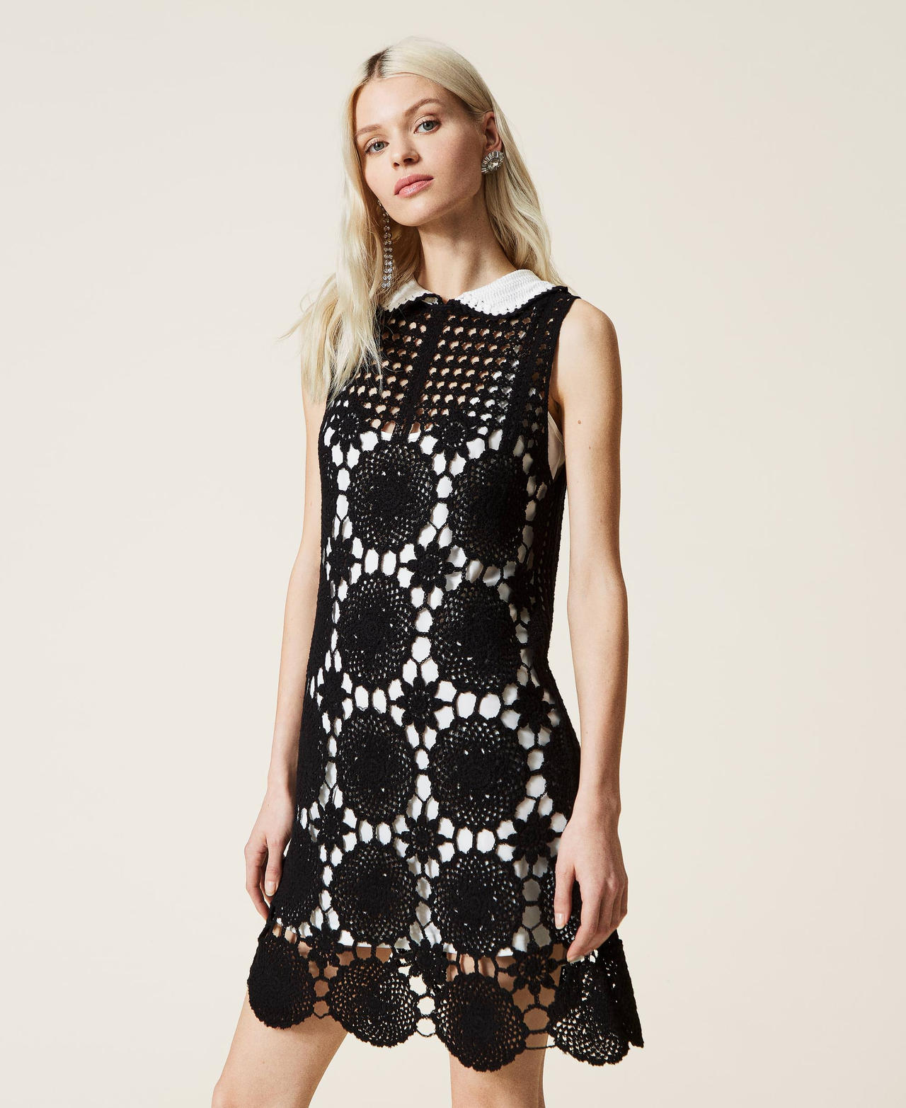 Kurzes H&auml;kelkleid