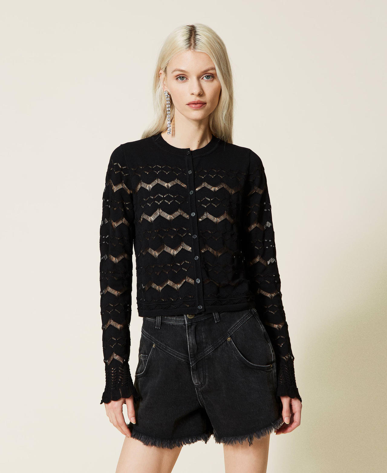 Figurbetonter Strickcardigan mit Musterung