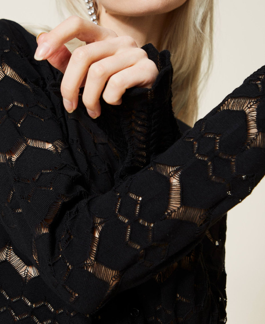 Figurbetonter Strickcardigan mit Musterung