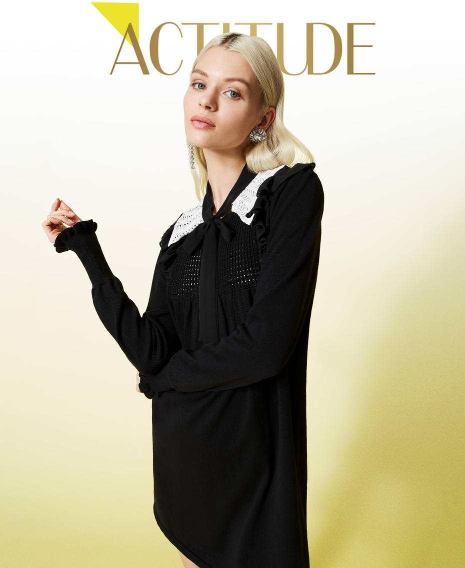 Knit dress with removable collar