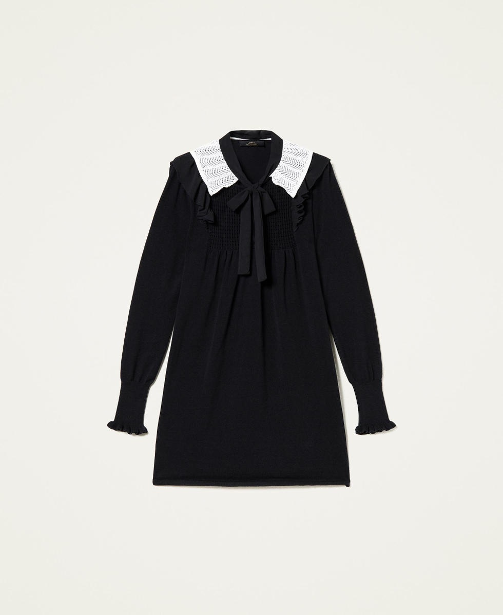 Knit dress with removable collar