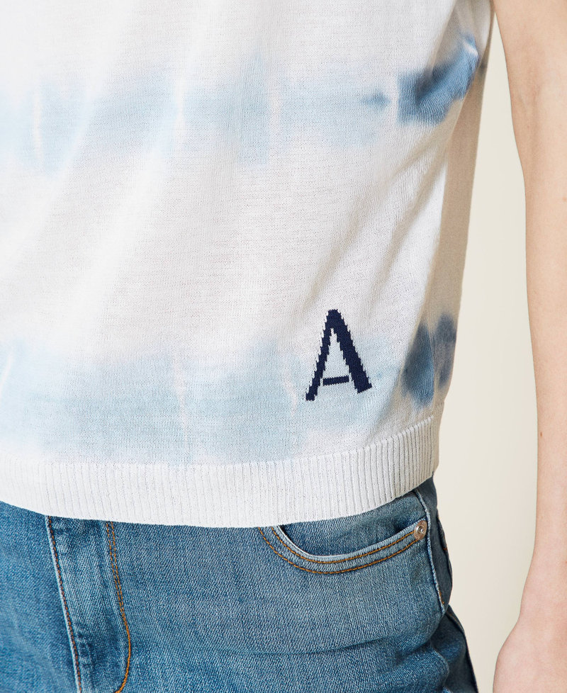 Pull &agrave; manches courtes avec tie and dye r&eacute;alis&eacute; &agrave; la main