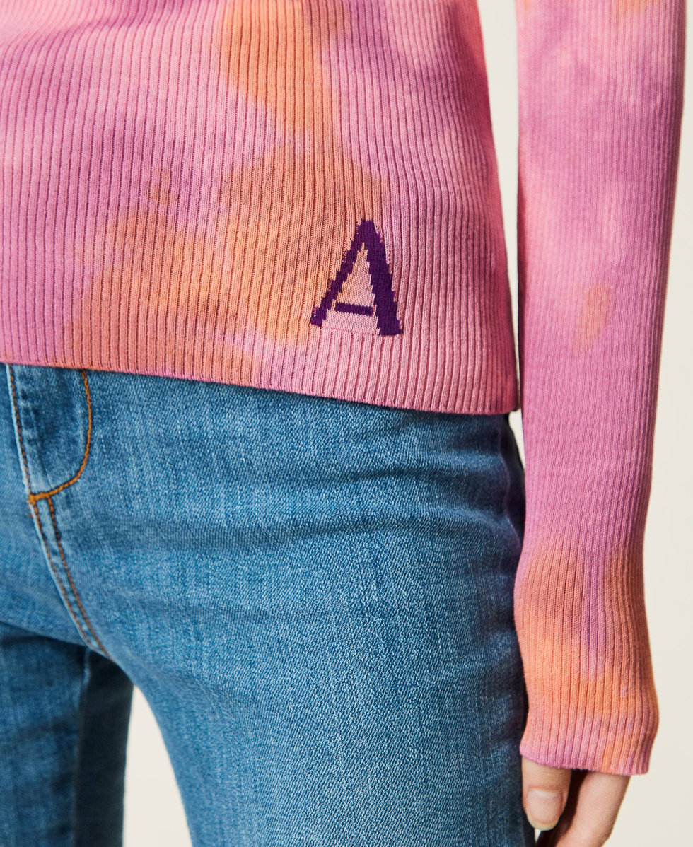 Fitted jumper with handmade tie-dye