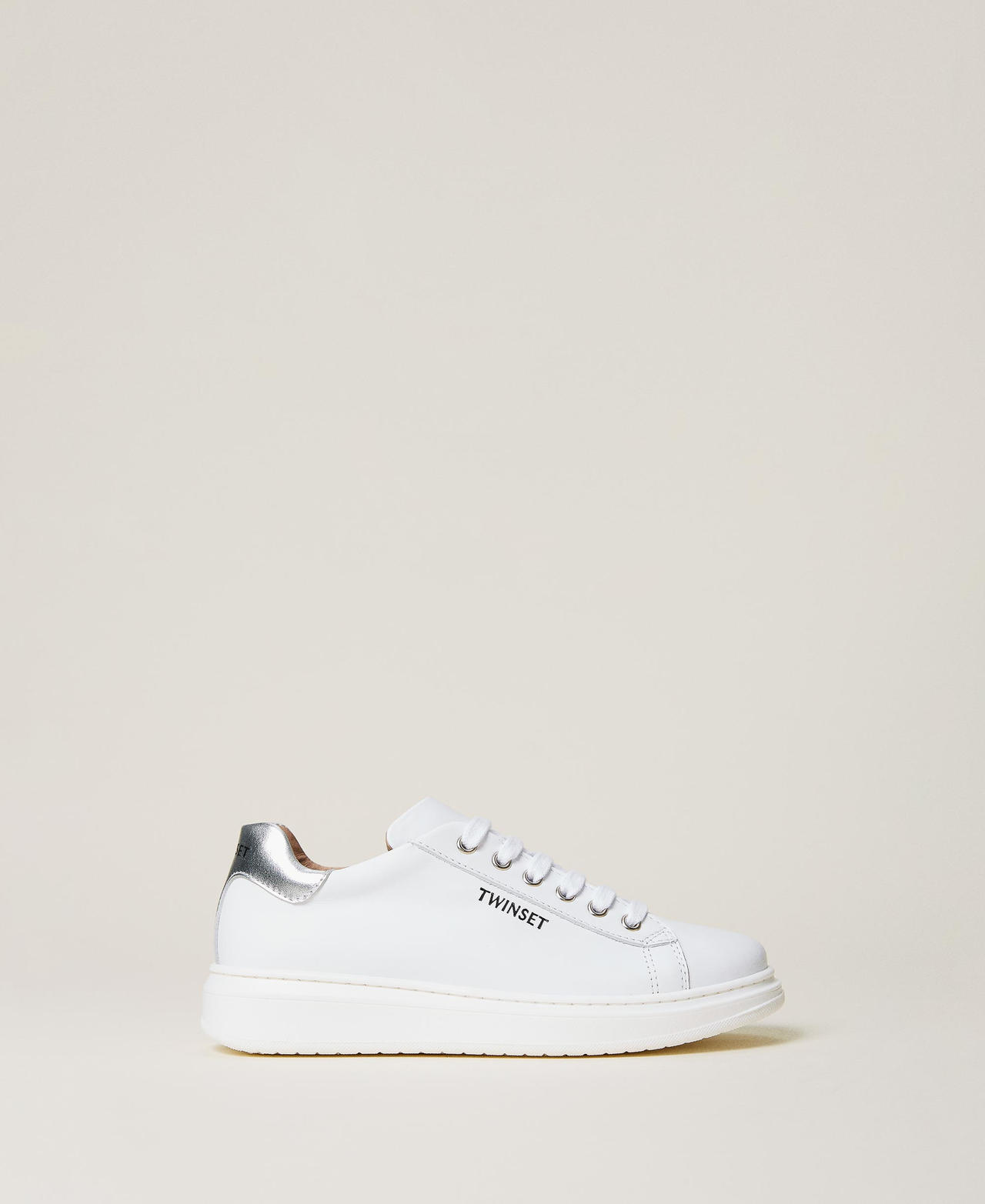 Leather trainers with logo White Girl 221GCJ022-03