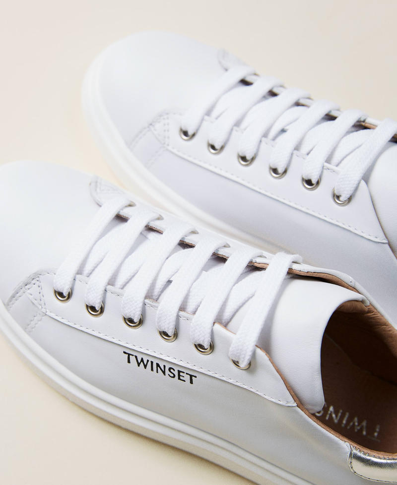Leather trainers with logo