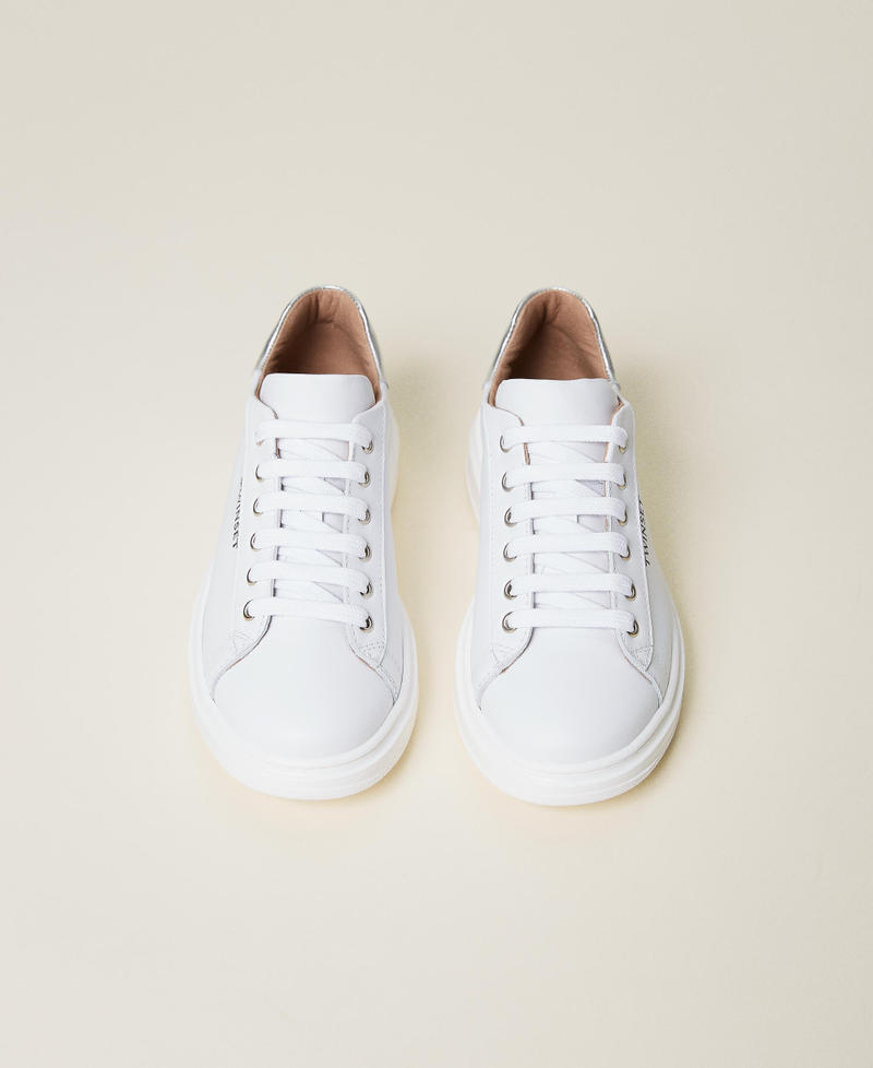 Sneakers in pelle con logo Bianco Bambina 221GCJ022-05