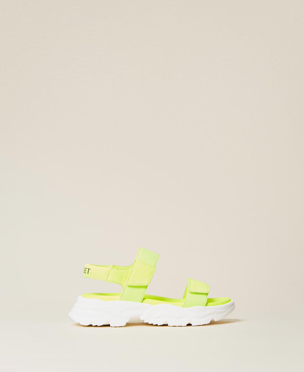 Sandals with elastic straps