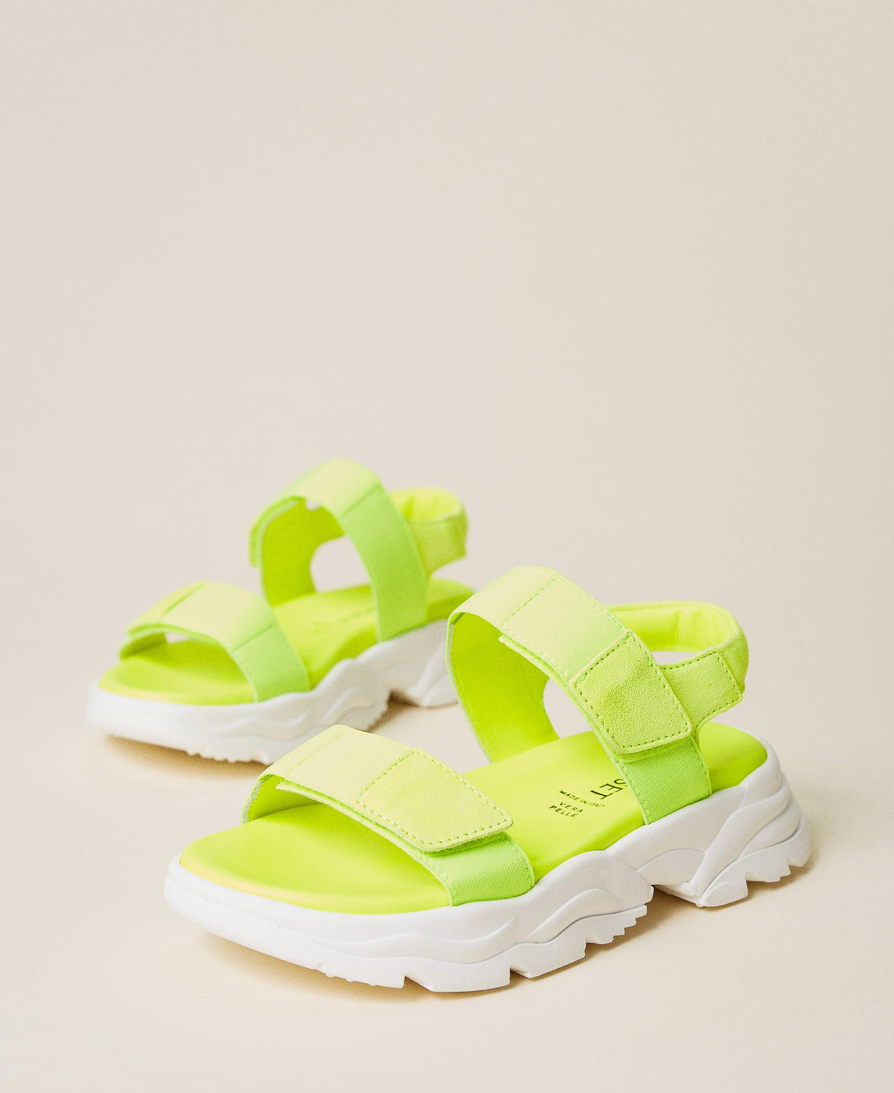 Sandali con cinturini elastici Giallo "Lemongrass" Bambina 221GCJ04L_00483_02
