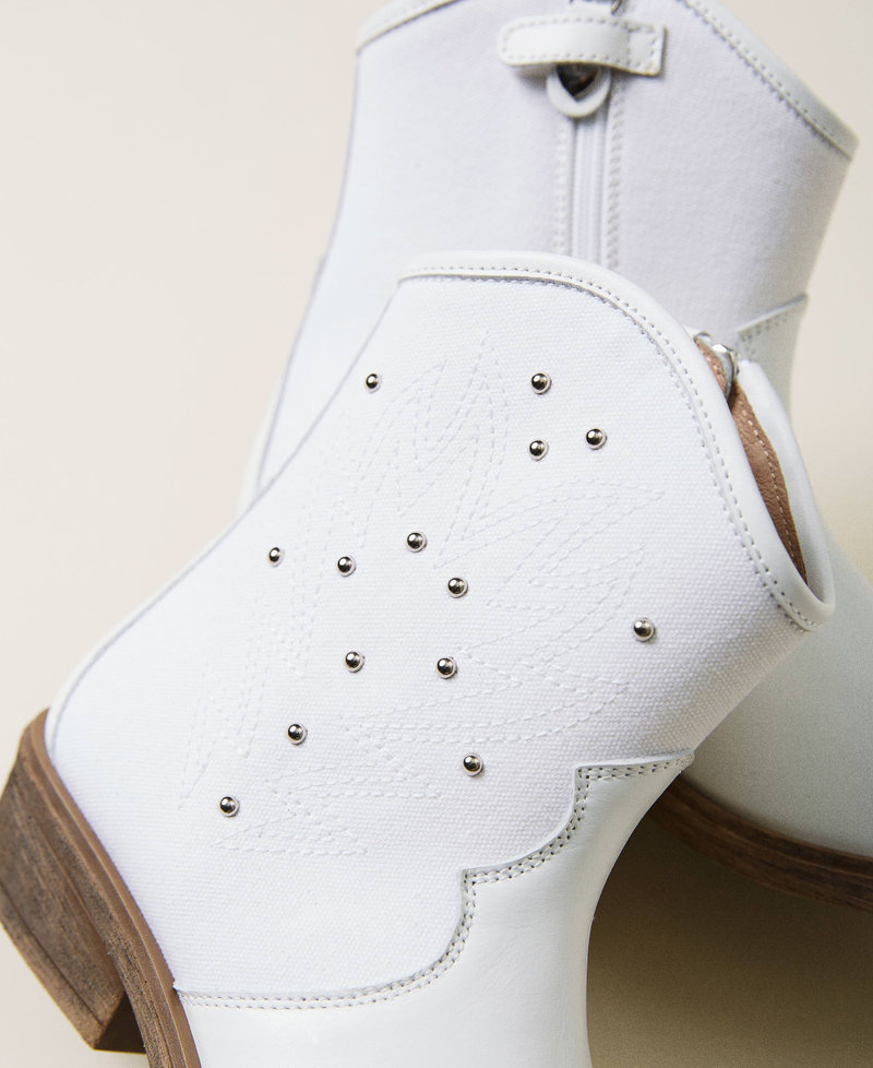 Leather ankle boots with pearls White Snow Girl 221GCJ060-04