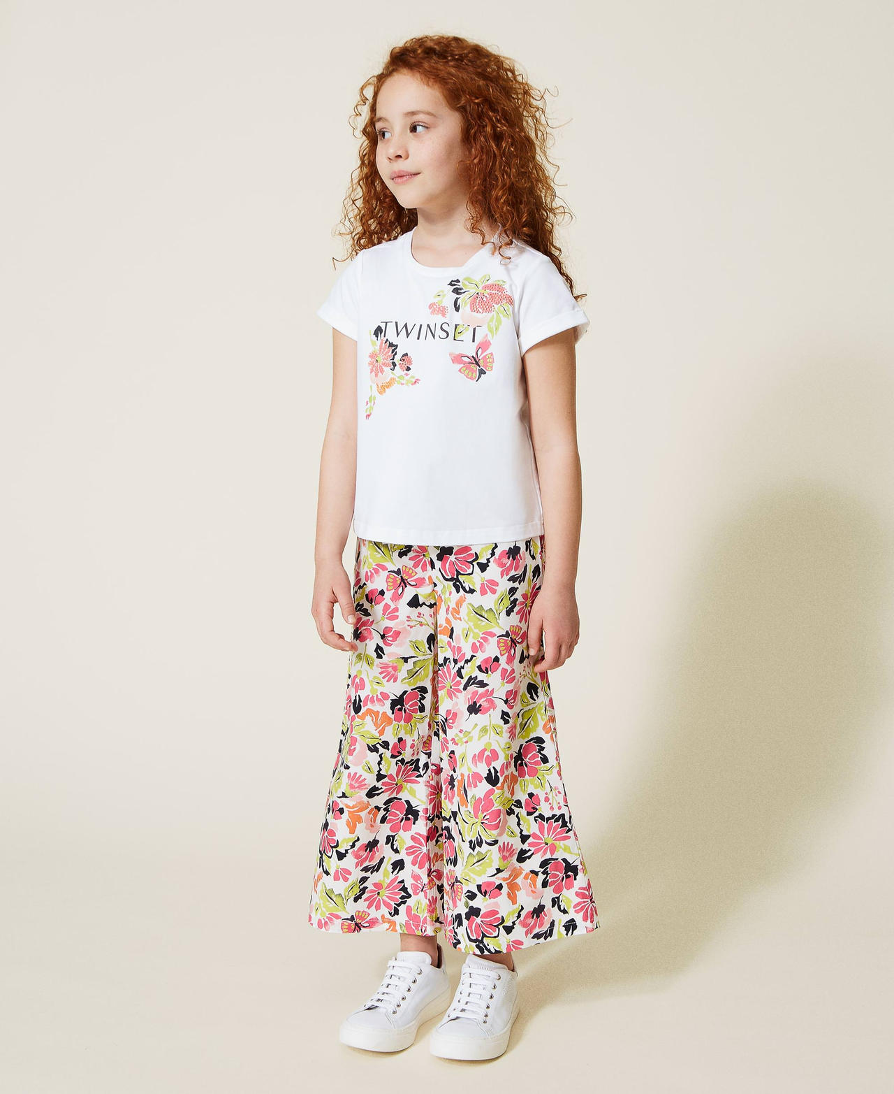 Logo t-shirt and cropped floral trousers Tropical Flower Print Girl 221GJ2096-02