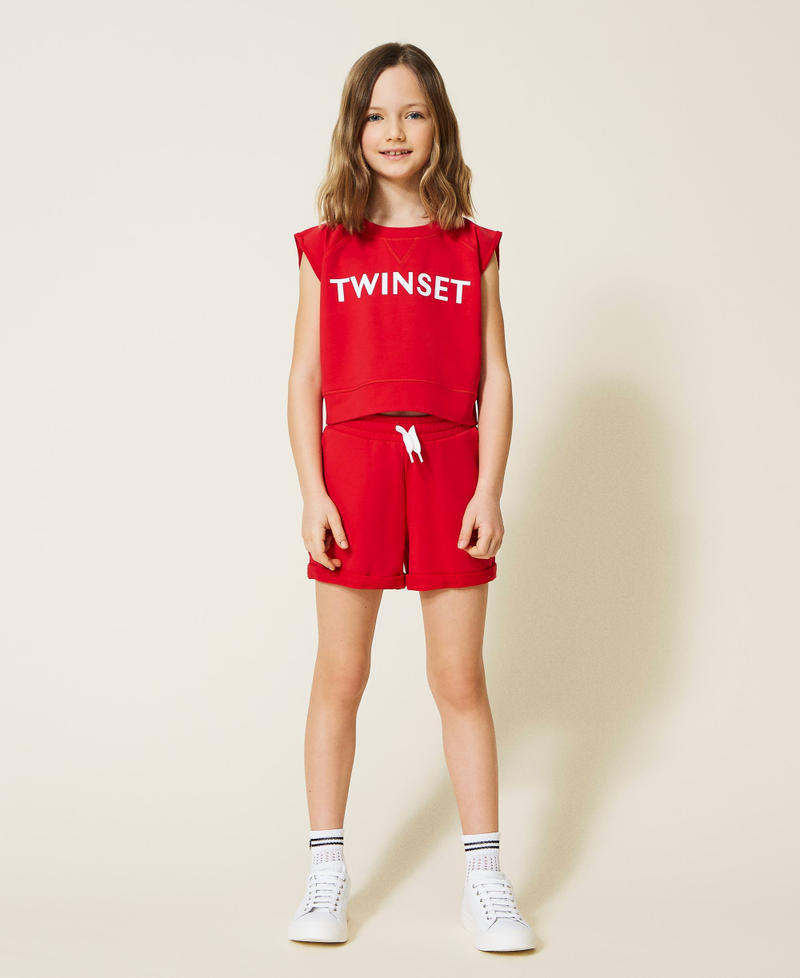 Felpa con logo e shorts