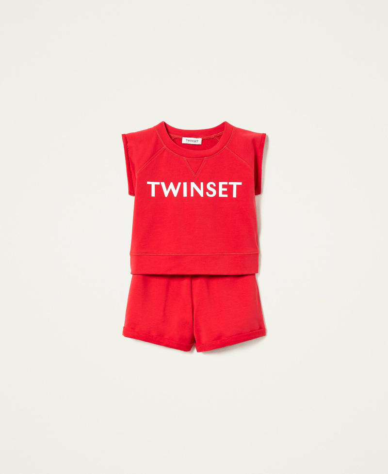 Felpa con logo e shorts