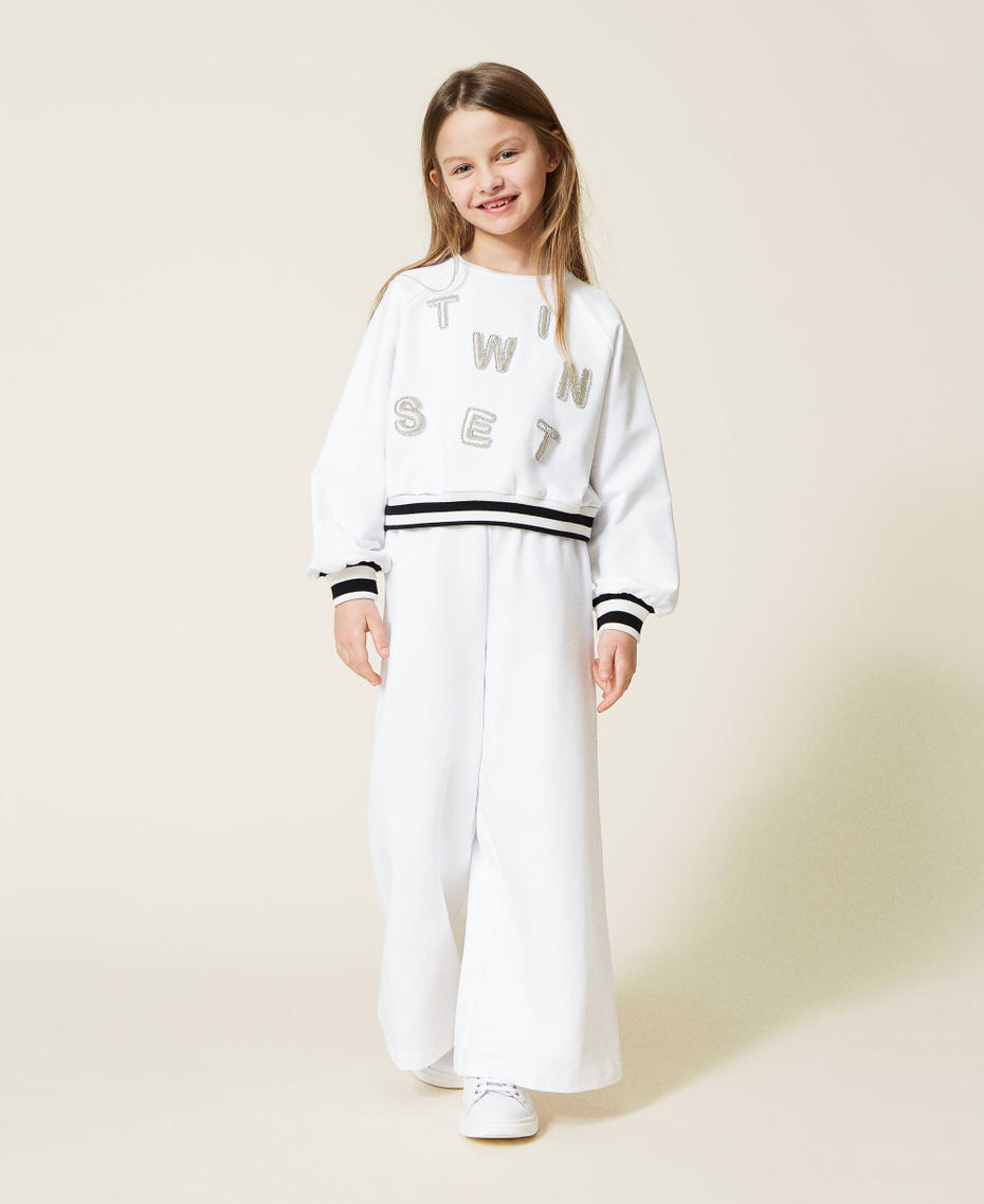 Embroidered sweatshirt and palazzo trousers set Bicolour Off White / Black Girl 221GJ211B-01