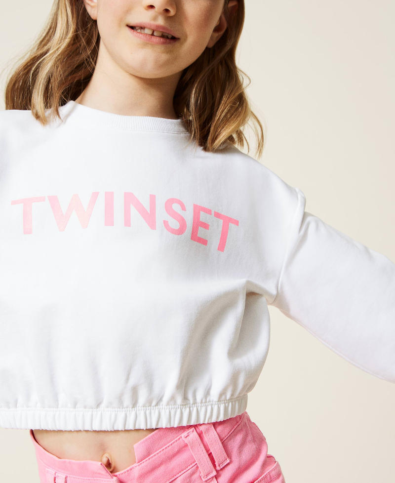 Sudadera cropped con logotipo