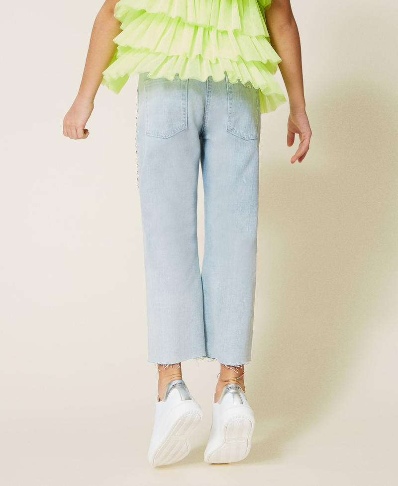 Raw cut jeans with studs