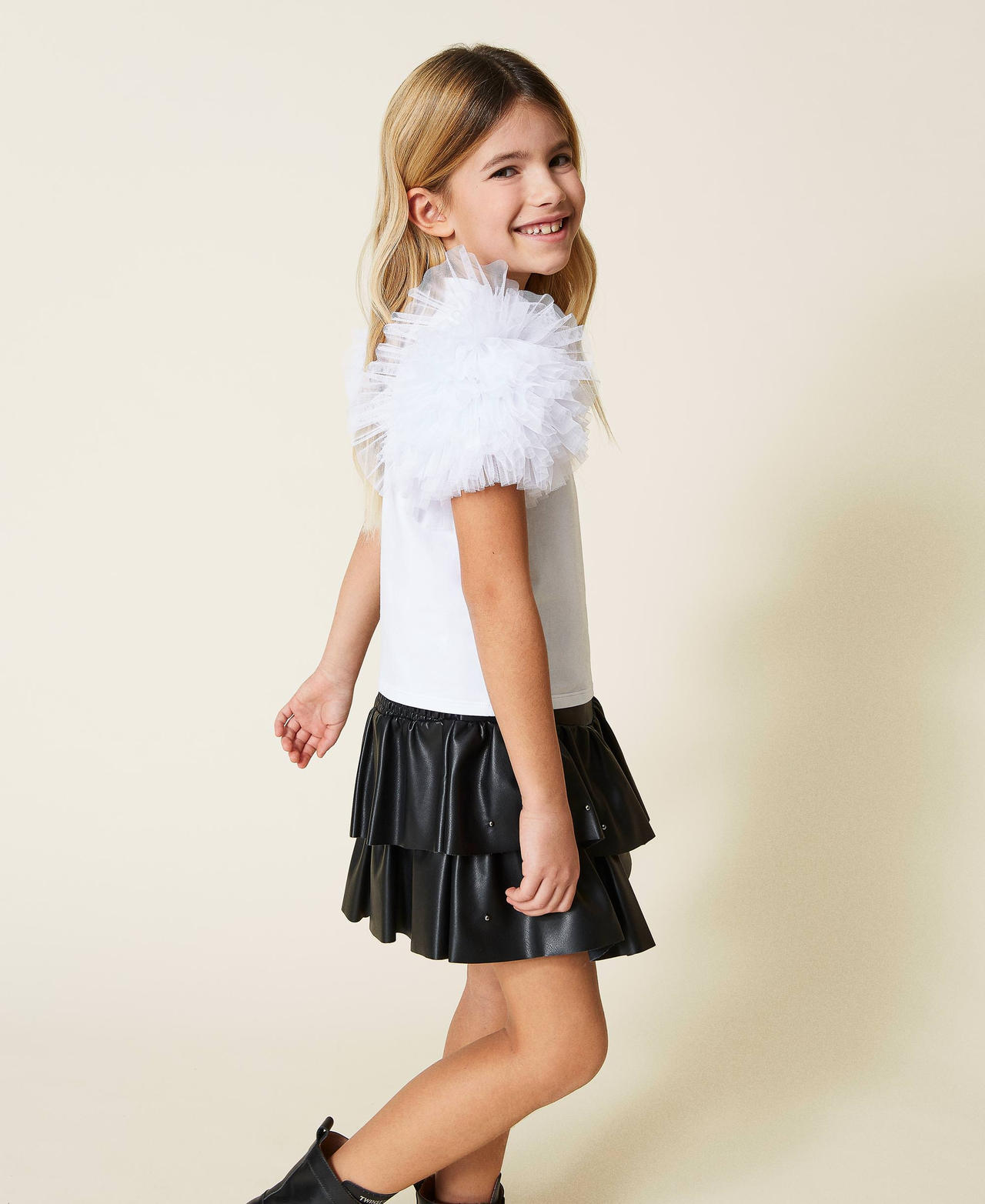 T-shirt con maniche in tulle