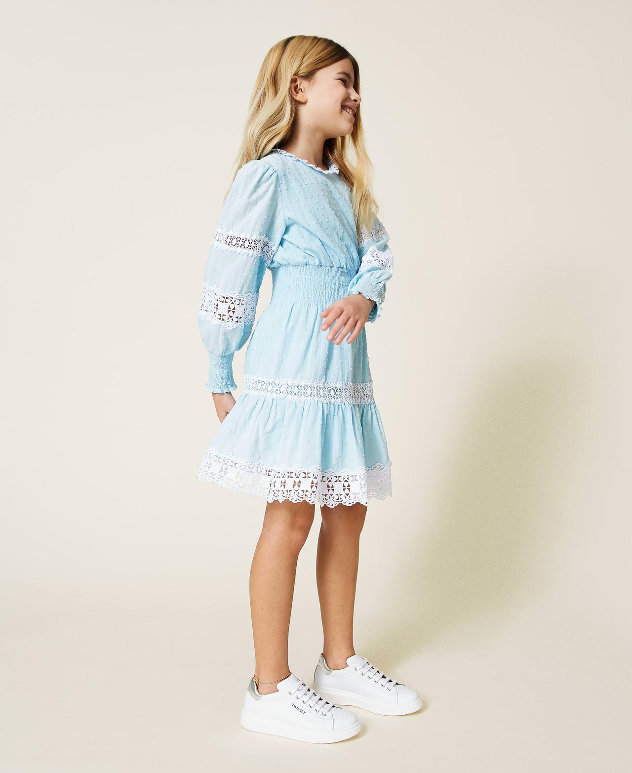 Muslin dress with lace "Cool Blue” Light Blue Girl 221GJ2Q50-02