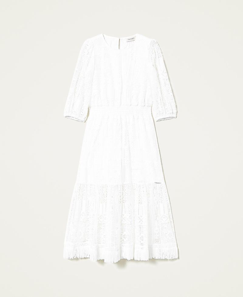 Длинное кружевное платье