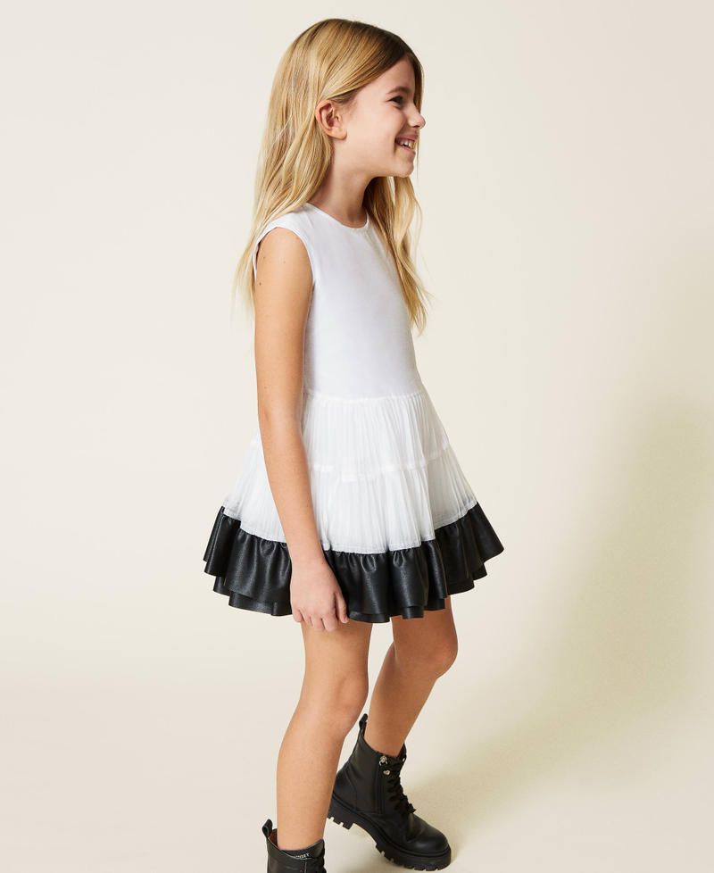 Kleid aus Organza mit Besatz Zweifarbig Off White / Schwarz Mädchen 221GJ2QAA-02