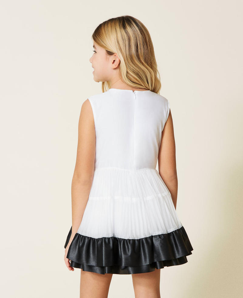 Kleid aus Organza mit Besatz Zweifarbig Off White / Schwarz Mädchen 221GJ2QAA-03