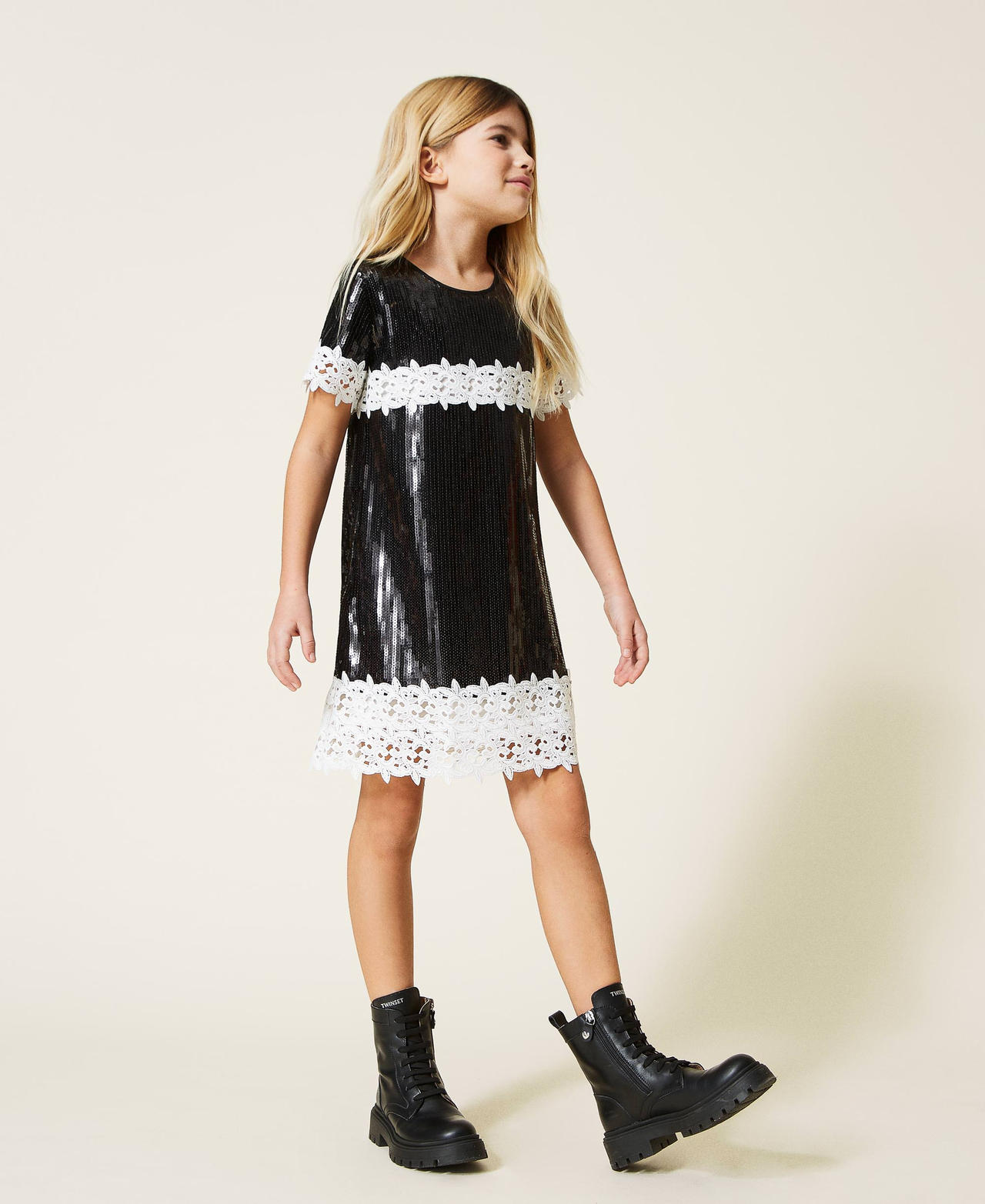 Платье со сплошной отделкой пайетками Черный Девочка 221GJ2T11-02