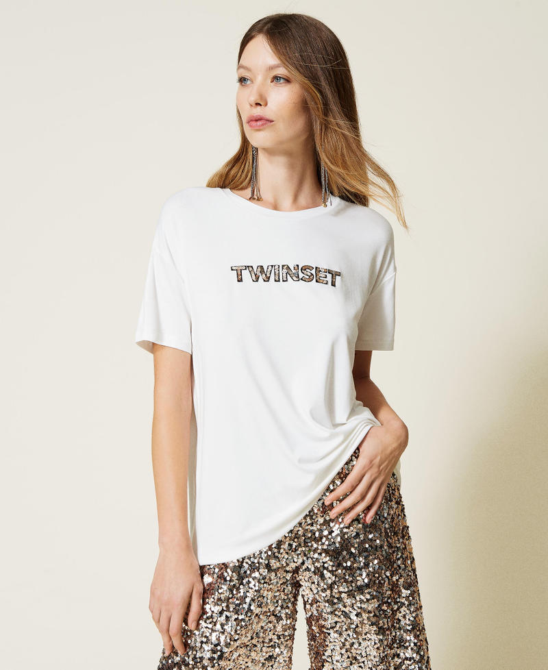 T-shirt with sequinned logo Meringue Woman 221LB25BB-05
