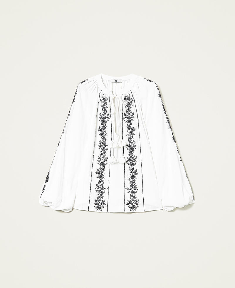 Creponne blouse with embroidery