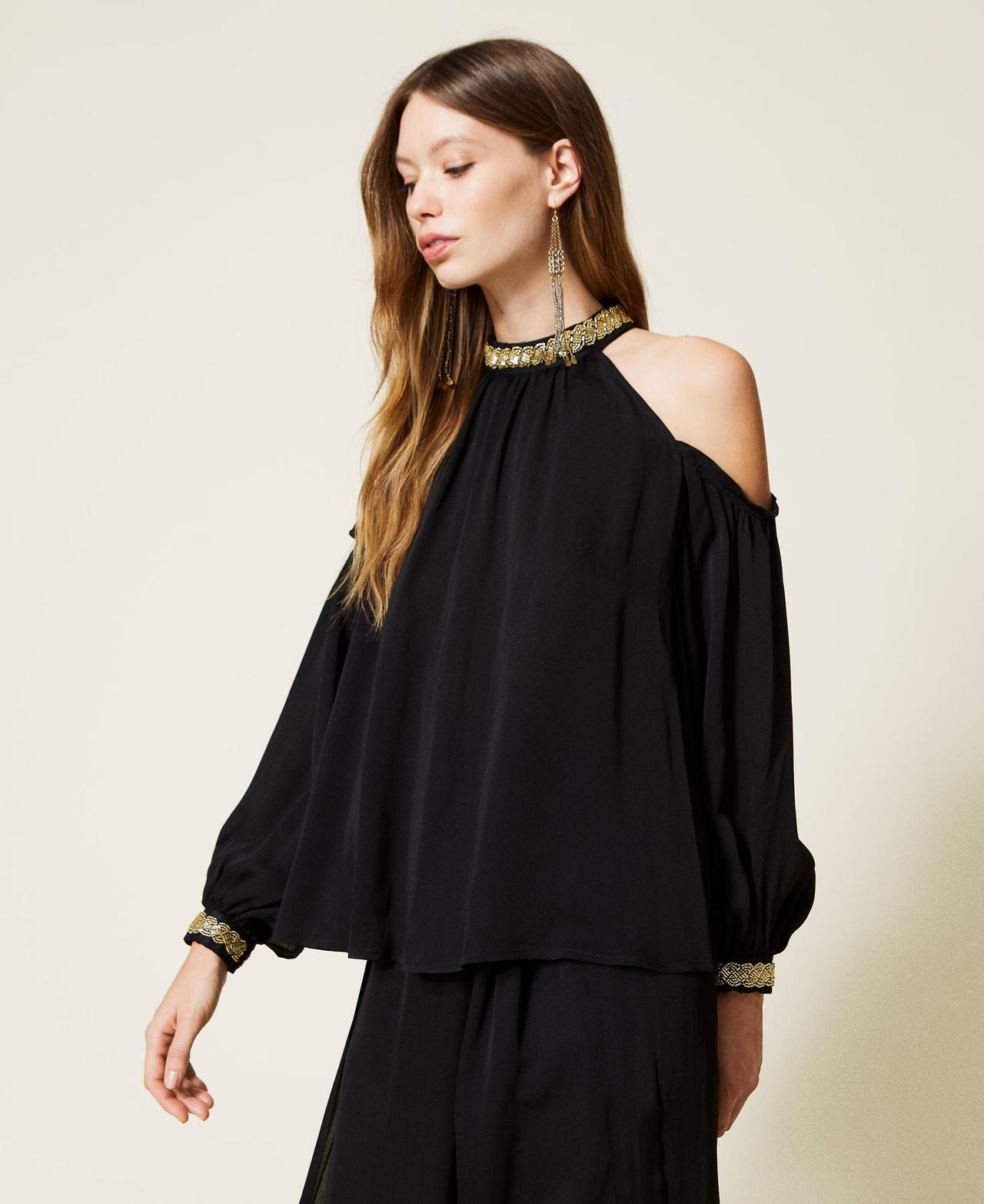 Georgette blouse with embroidery