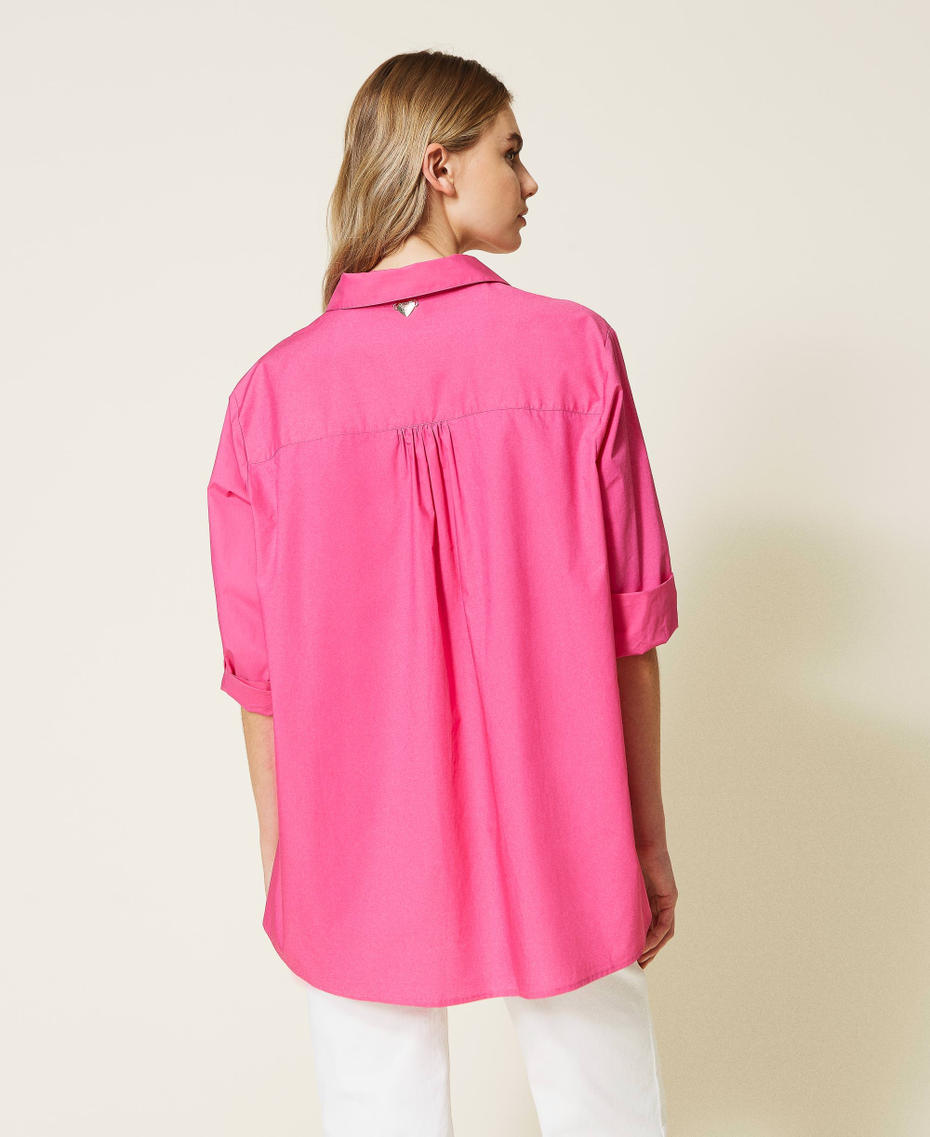 Poplin shirt with embroidery "Raspberry” Fuchsia Woman 221LB2JCC-04