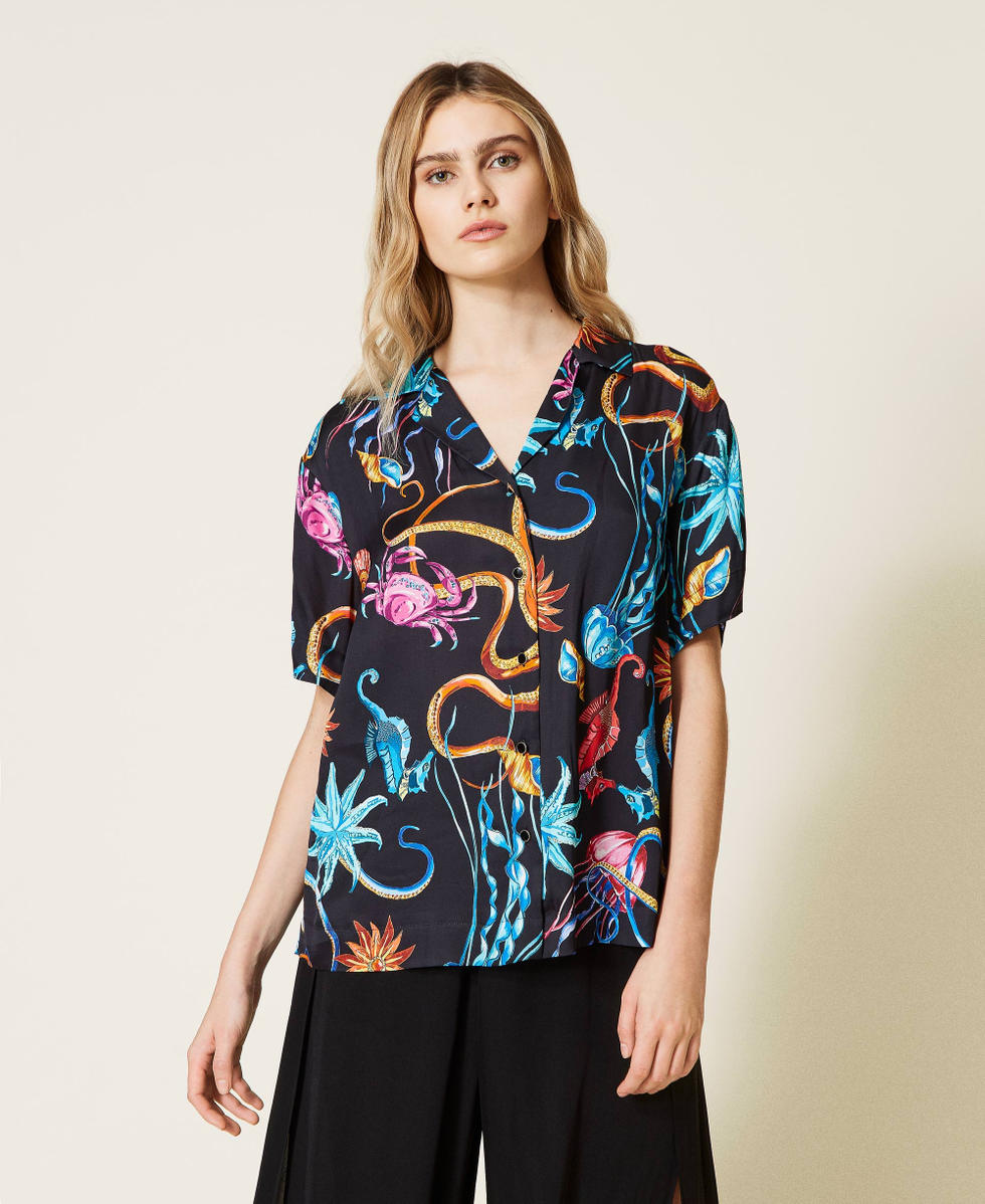 Chemise boxy en satin imprim&eacute;