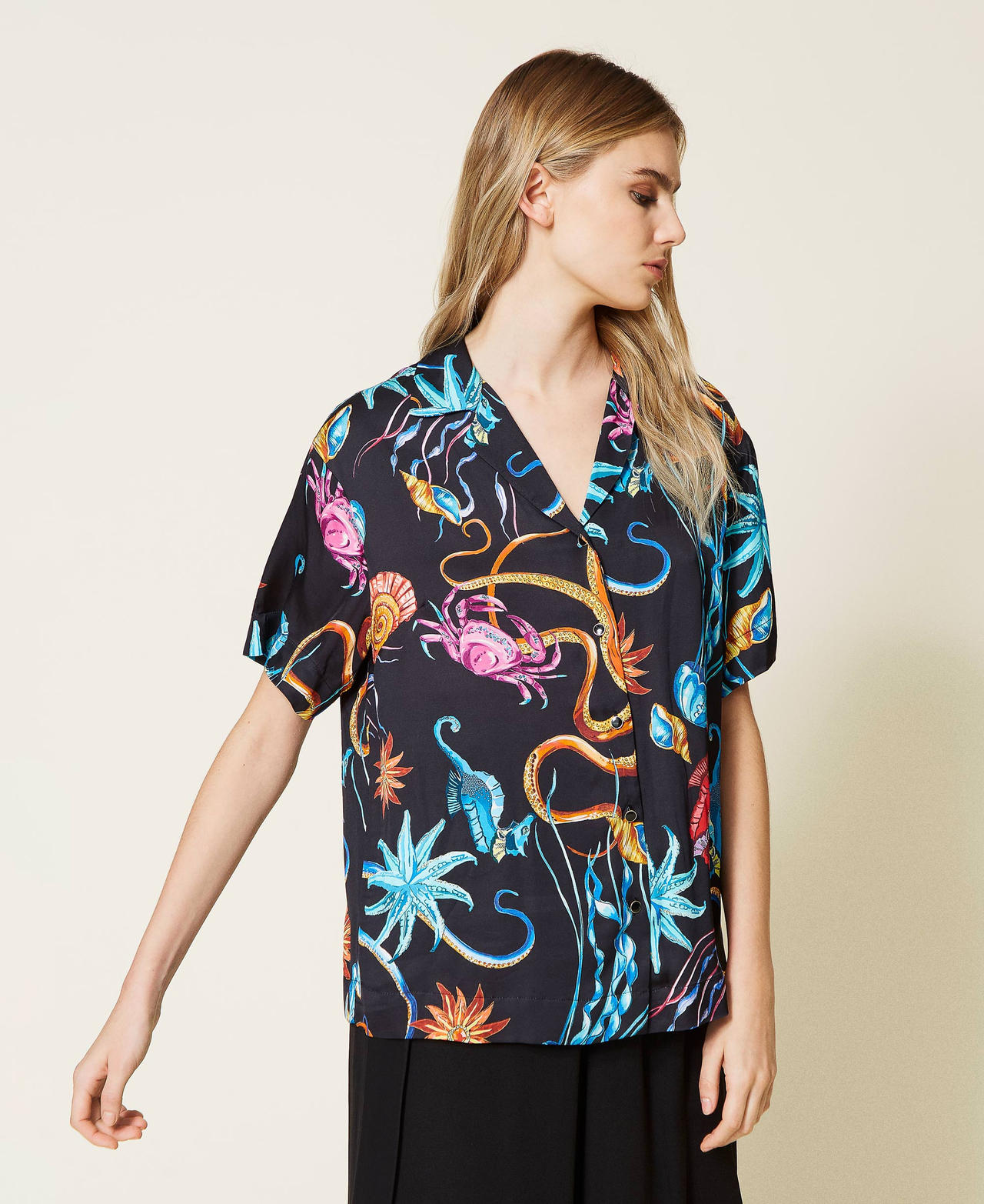 Camicia boxy in raso stampato