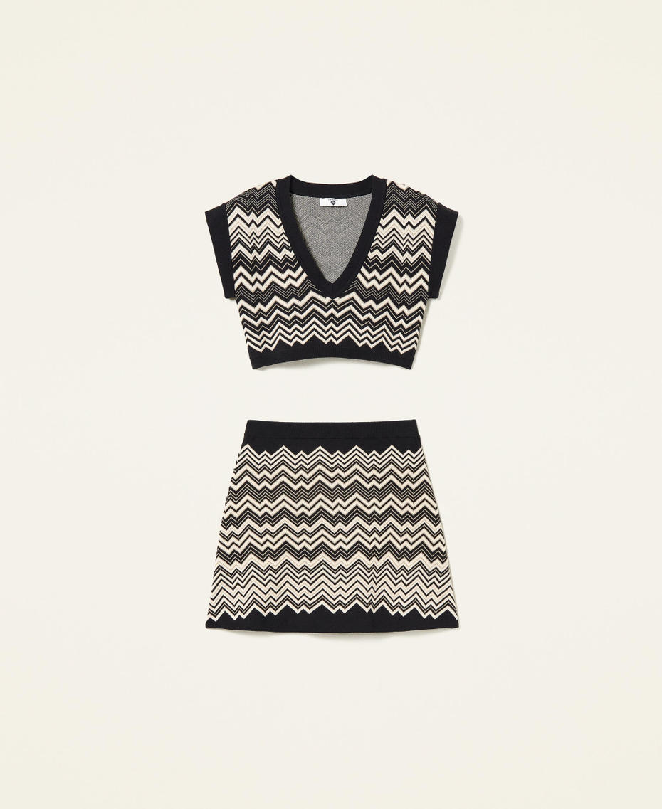 Top cropped et minijupe jacquard