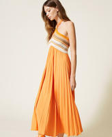 Long dress with stripes and pleats