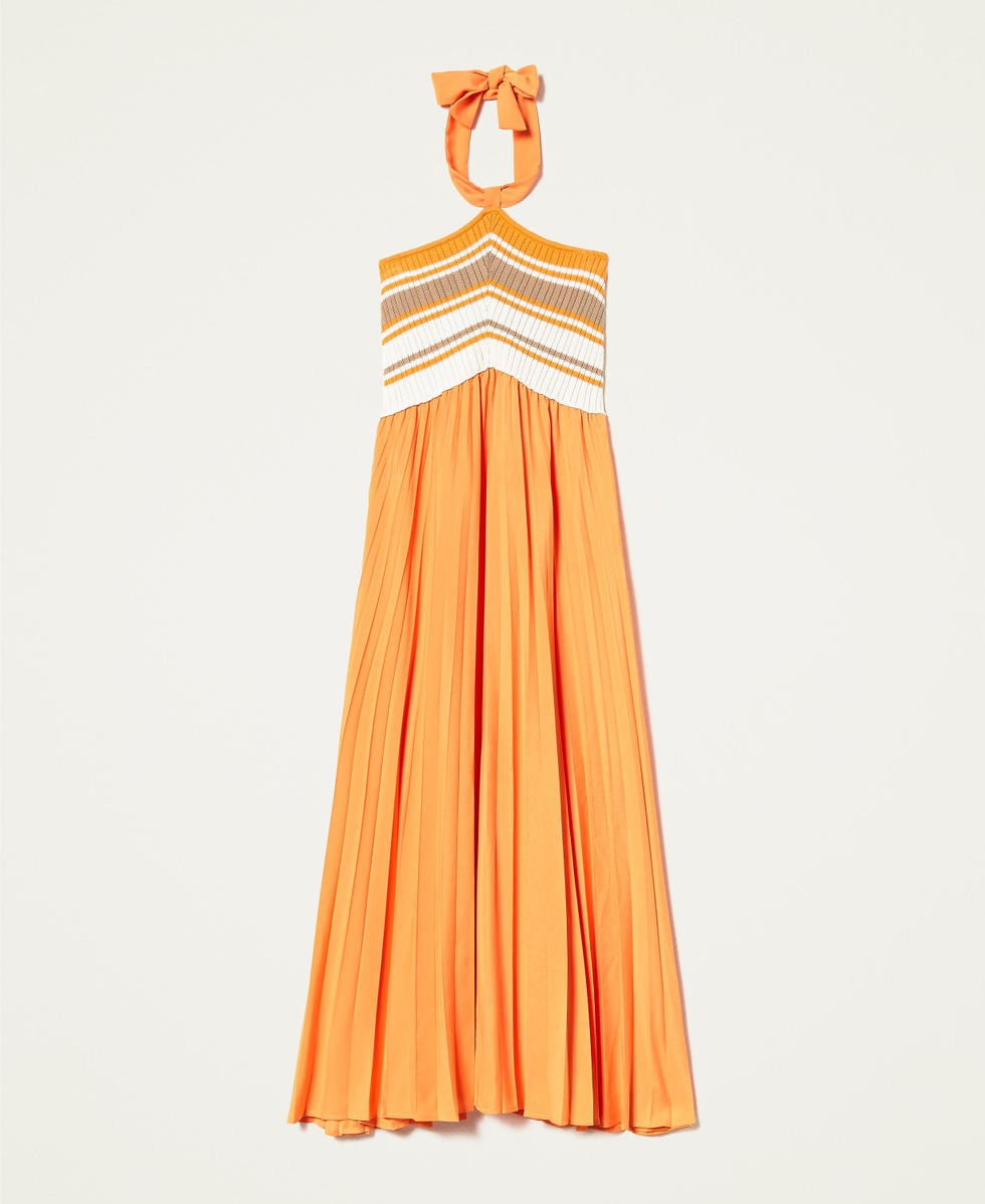 Long dress with stripes and pleats