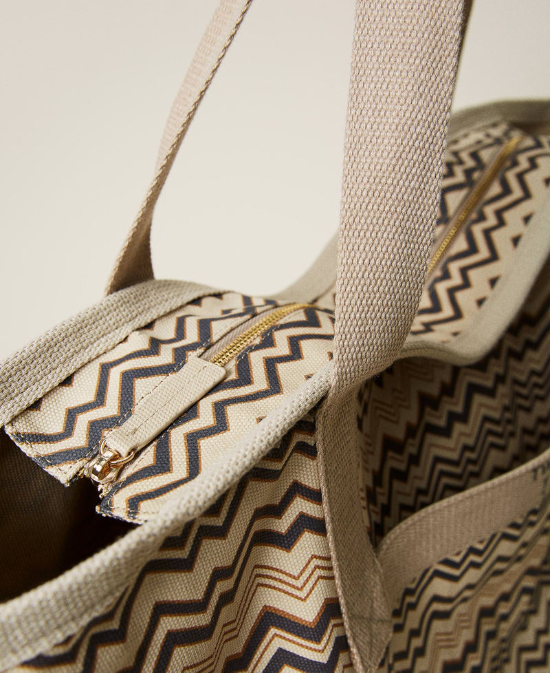 Shopper aus bedrucktem Canvas