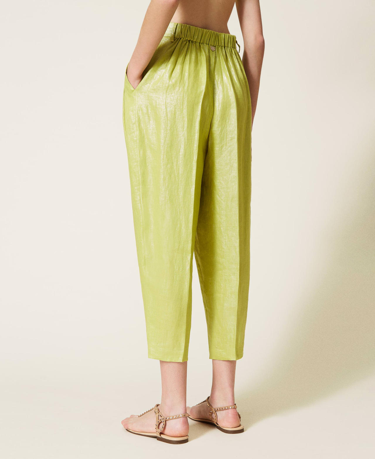 Laminated linen cropped trousers