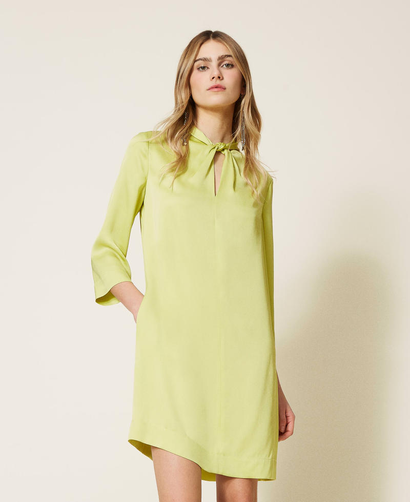 Kurzes Kleid mit Drapierung „Green Oasis“-Grün Frau 221LL24JJ-01