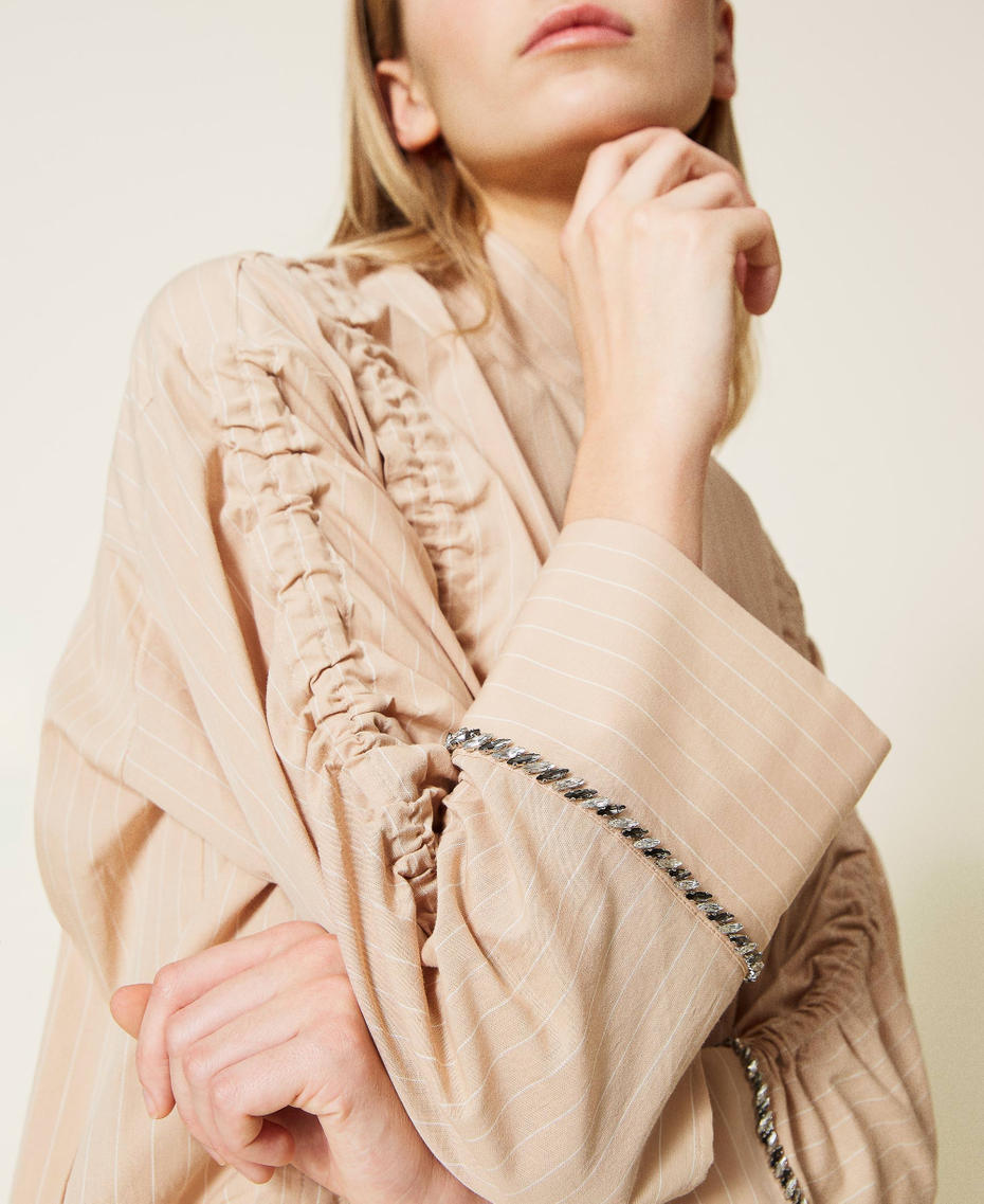Jacquard maxi shirt with embroidery Two-tone “Nougat” Beige / "Snow” White Woman 221LL25JJ-01