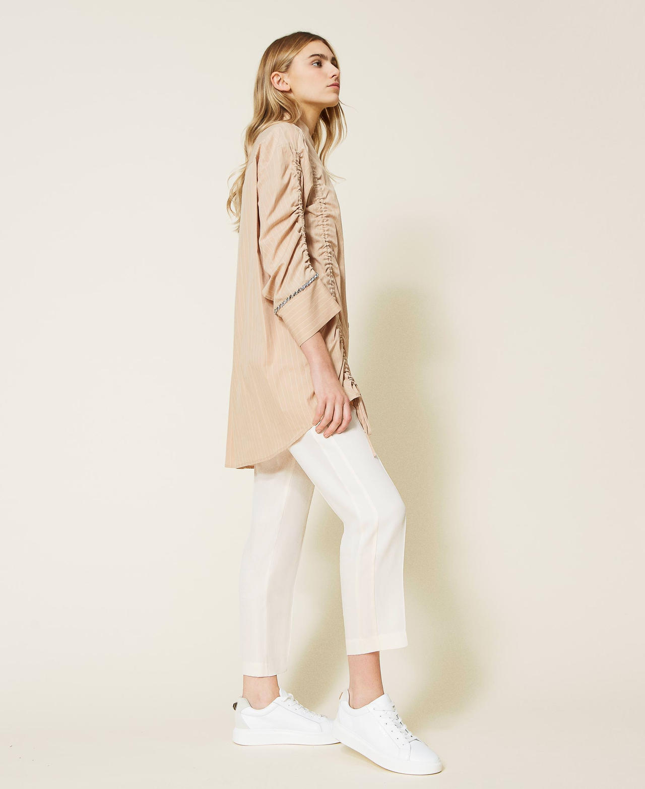 Maxicamisa jacquard con bordado