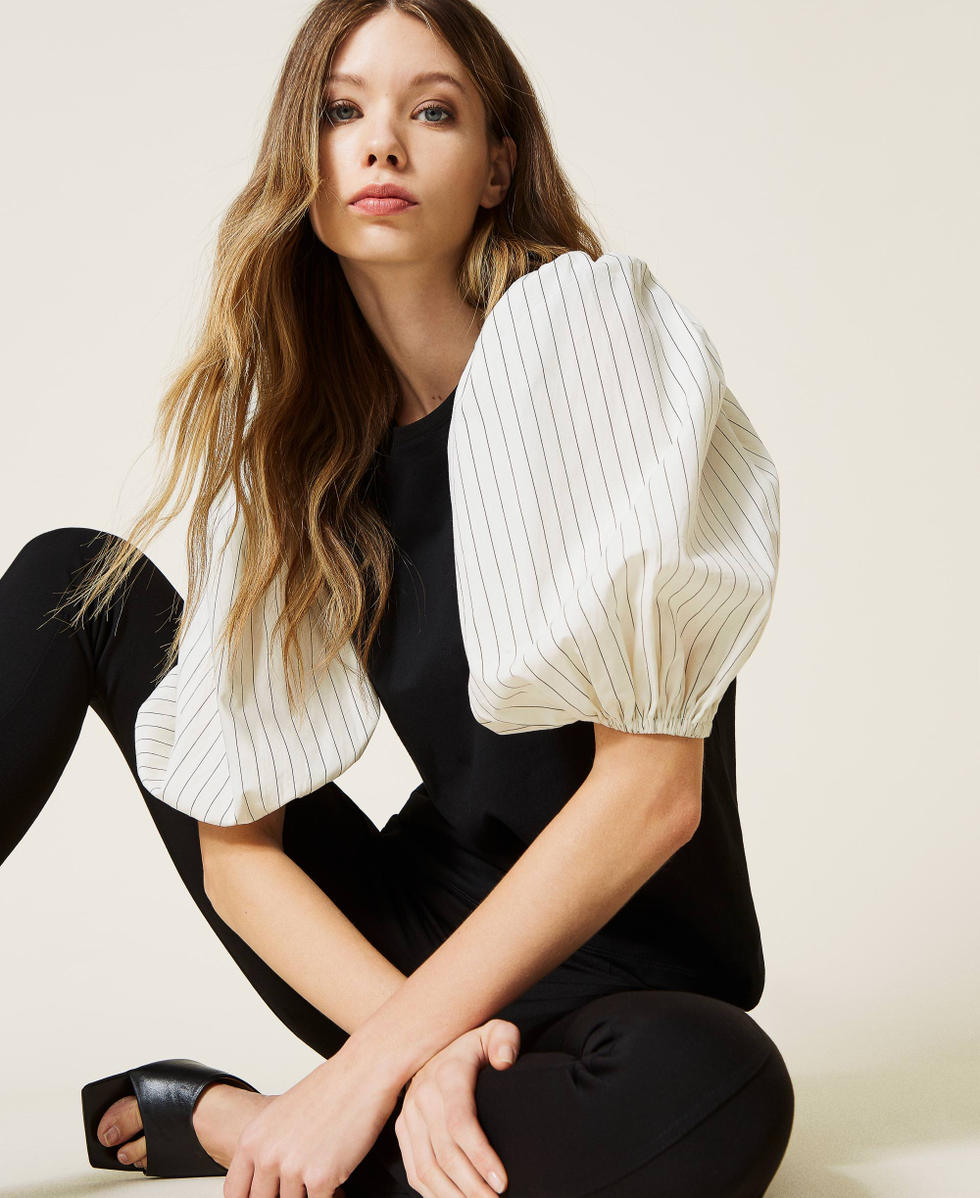 T-Shirt mit Kontrast&auml;rmeln