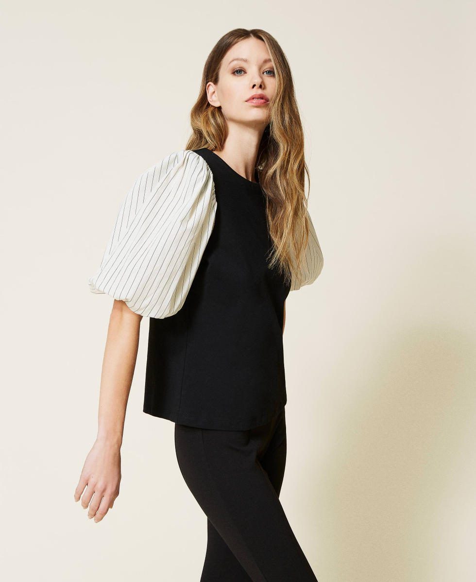 T-Shirt mit Kontrast&auml;rmeln