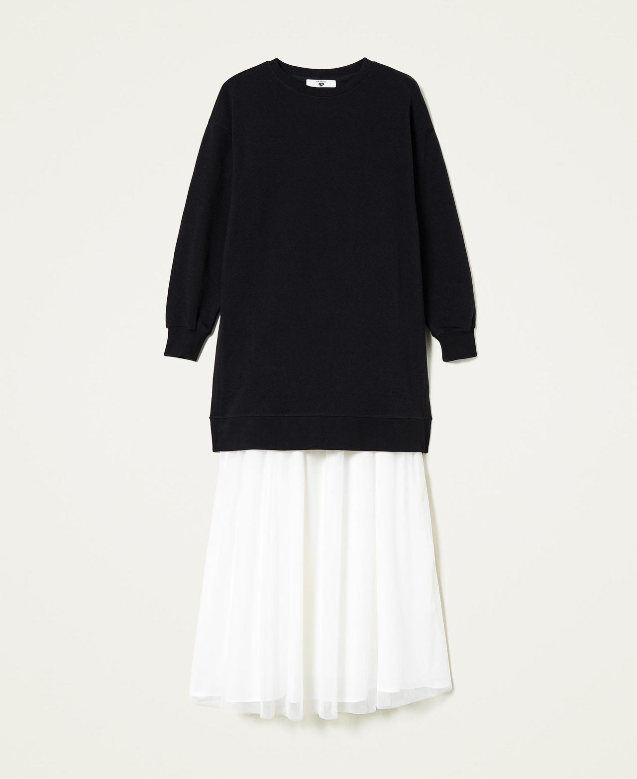 Abito in felpa e sottoveste in tulle