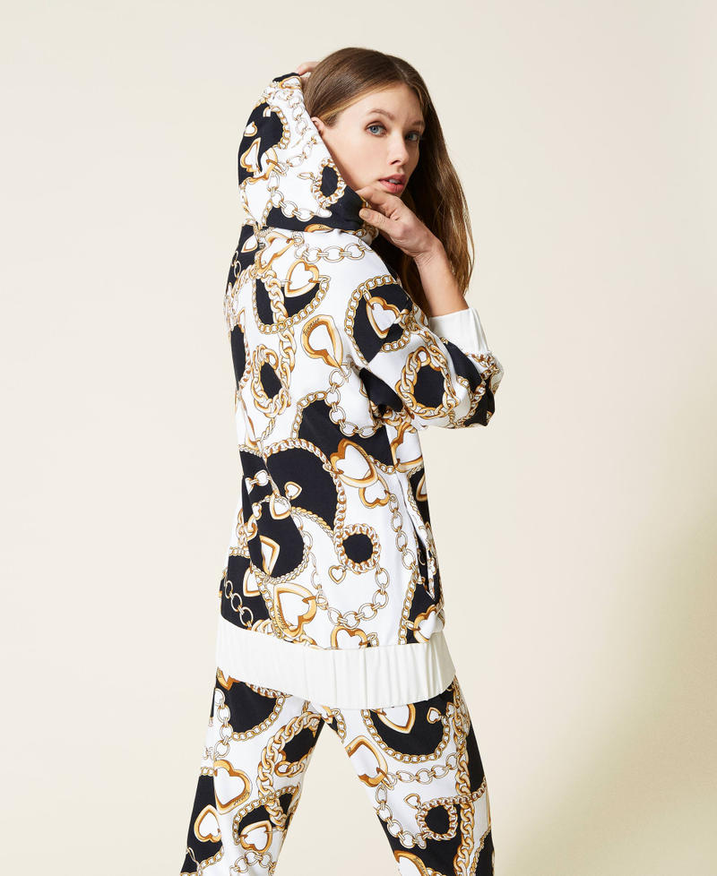 Sudadera con estampado de corazones y cadenas